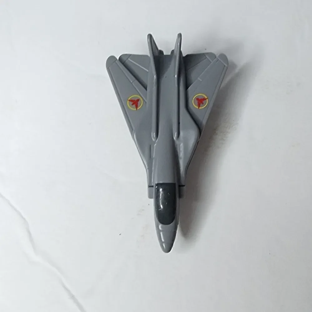 Matchbox Top Gun GPF95 swing wing